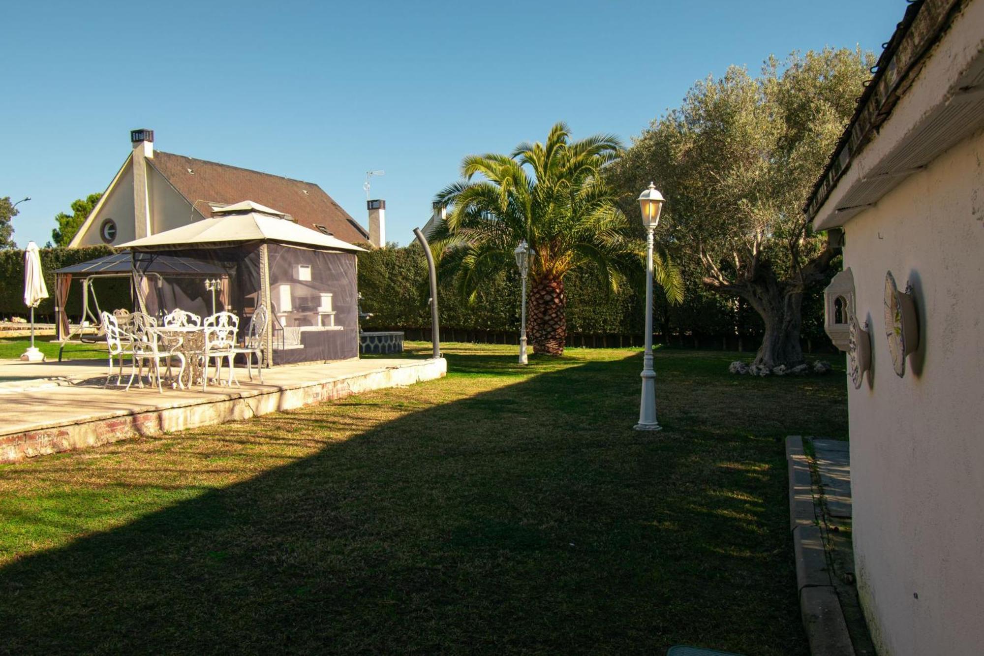 Villa Quiroga Villaviciosa de Odón Eksteriør bilde