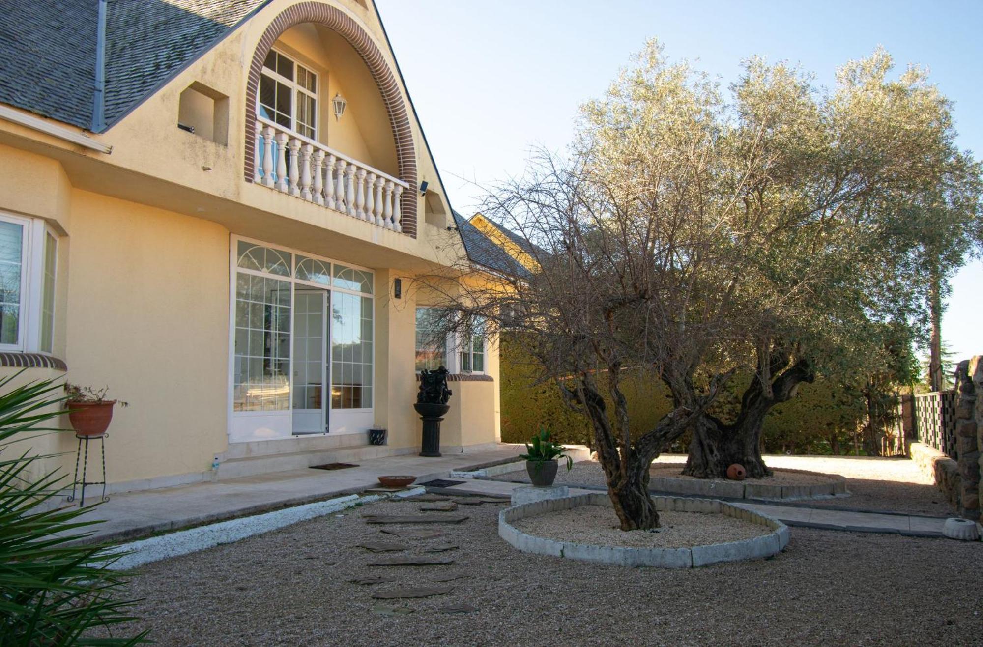 Villa Quiroga Villaviciosa de Odón Eksteriør bilde